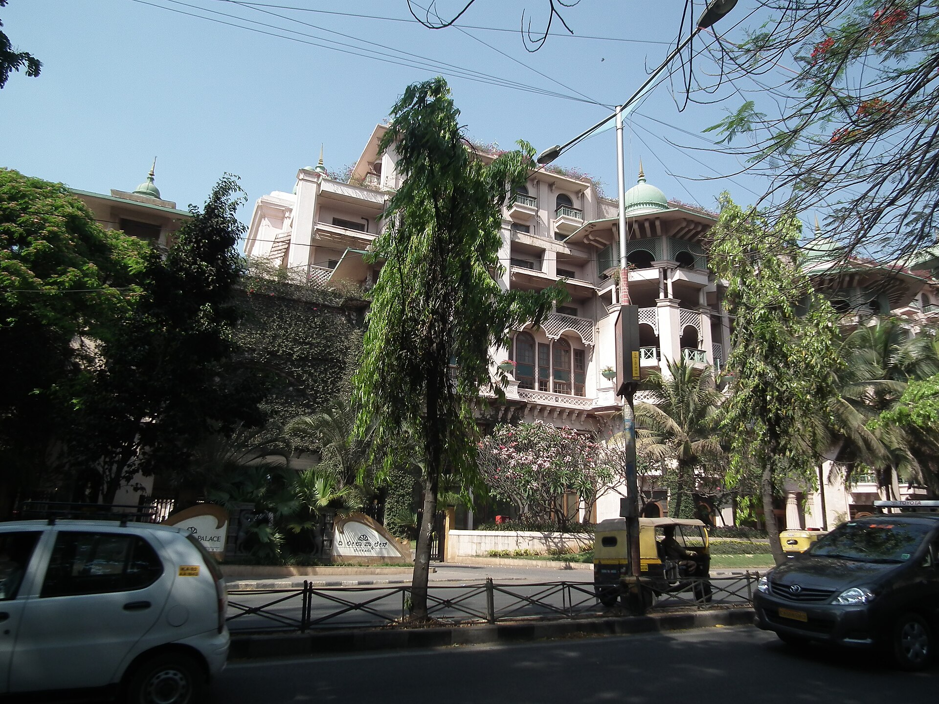 The Leela Palace Bengaluru 3
